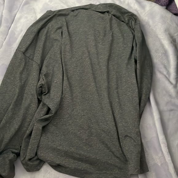 California long sleeve - Picture 2 of 3